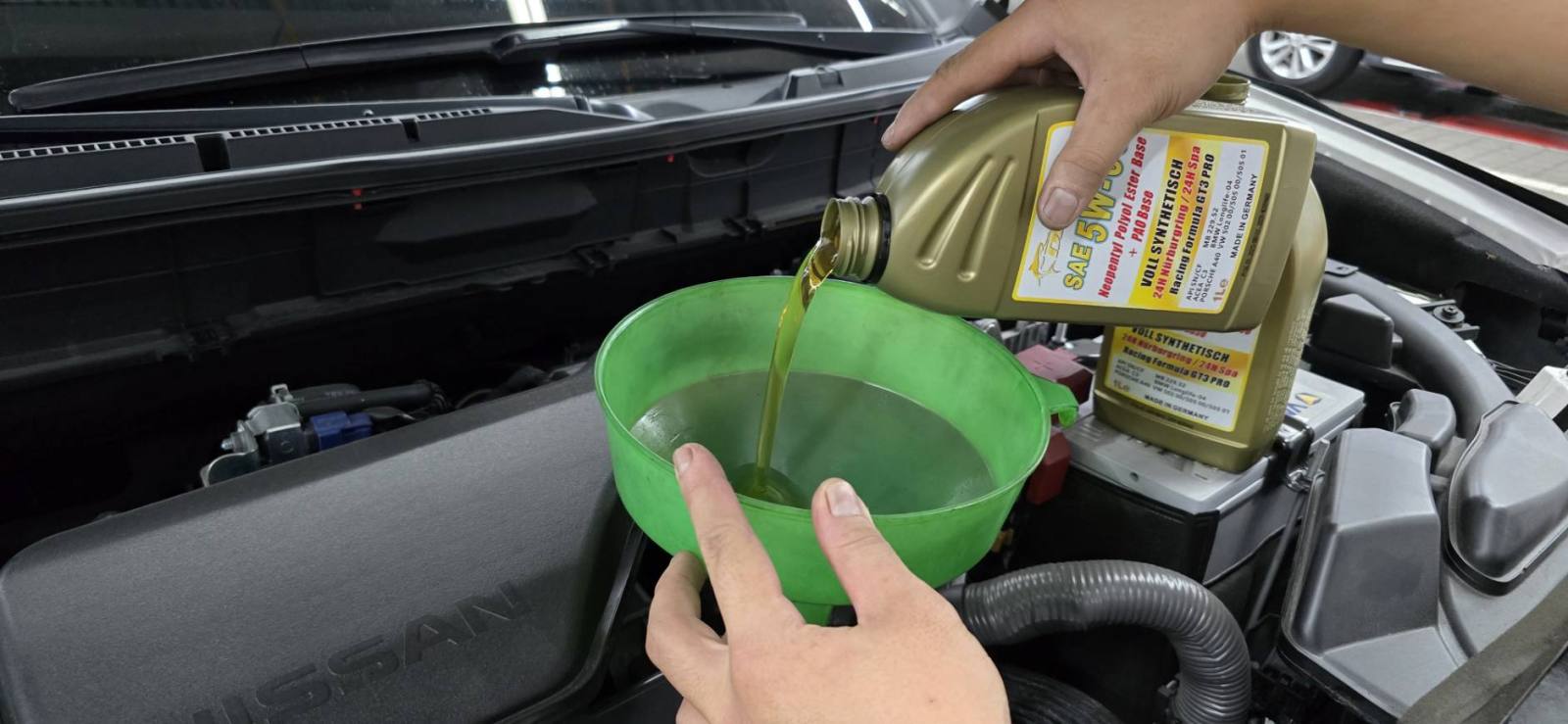 高雄長庚護士陳小姐的2018 Nissan X-Trail 2.0更換DLE 5W-60 24H GT3 PRO機油